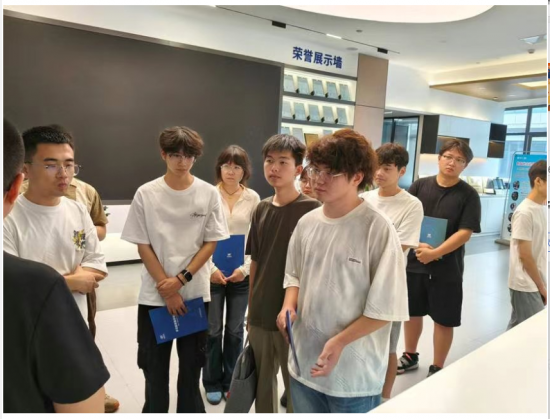 云图片
